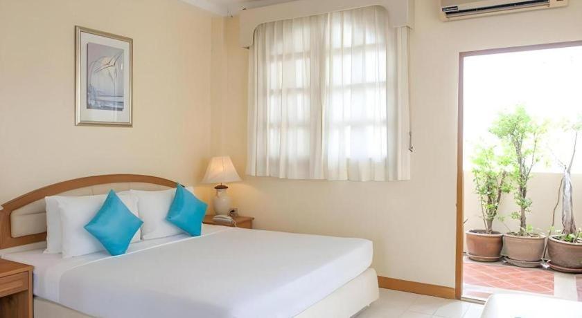 Lido Beach Hotel Pattaja Kültér fotó