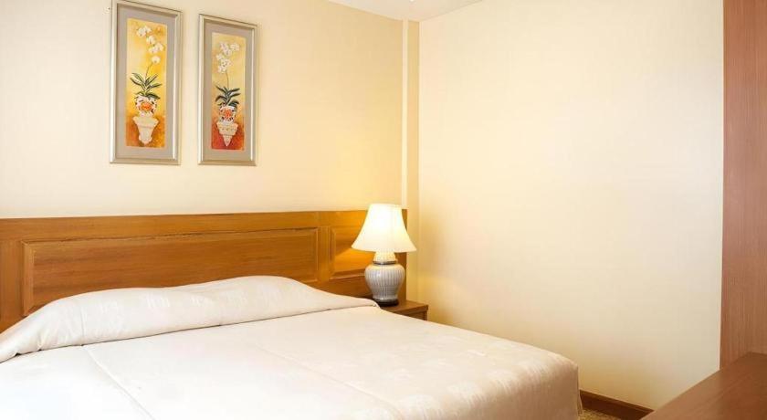 Lido Beach Hotel Pattaja Kültér fotó